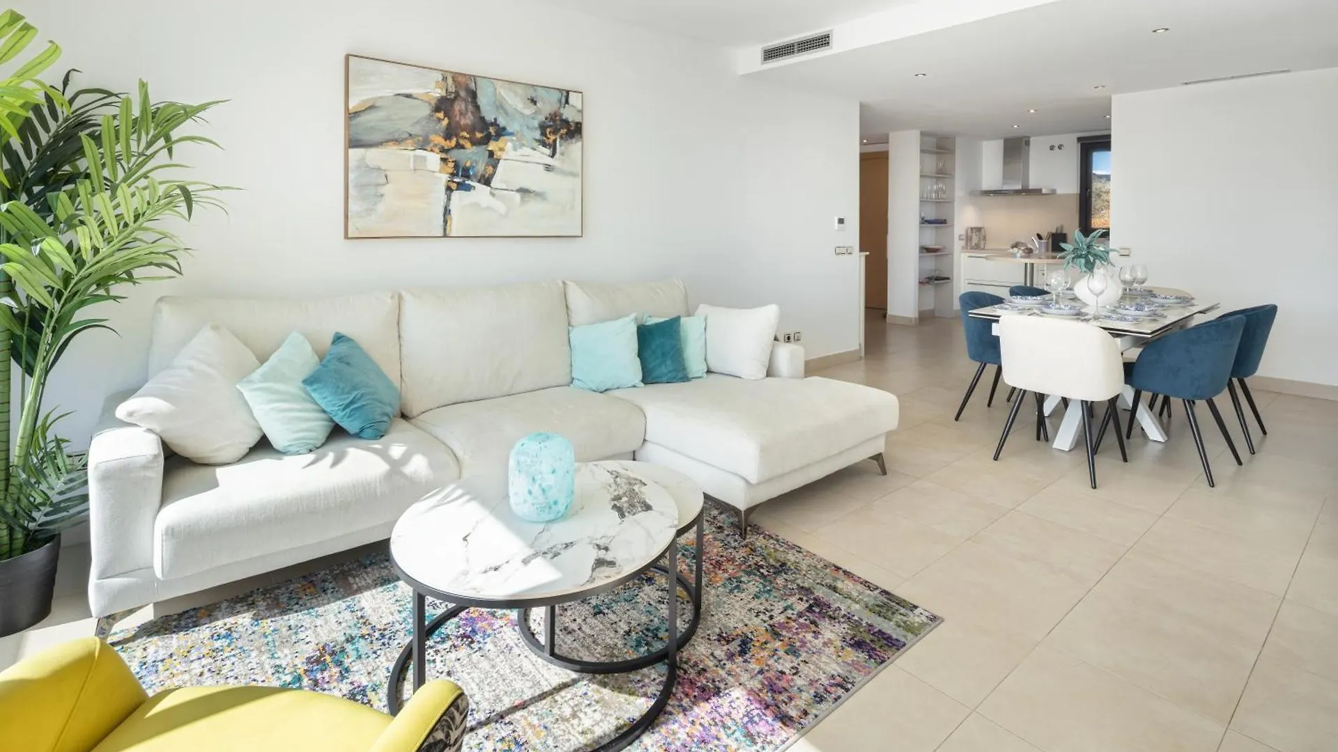 Spectacular Views - Luxury Apartment In Resort - Marbella Hills Spain